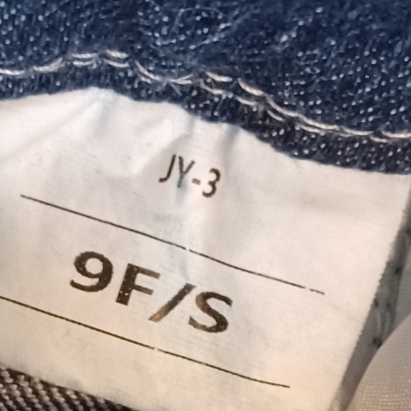 A Dark Blue Wide Leg Denim Jeans - Picture 8 of 8